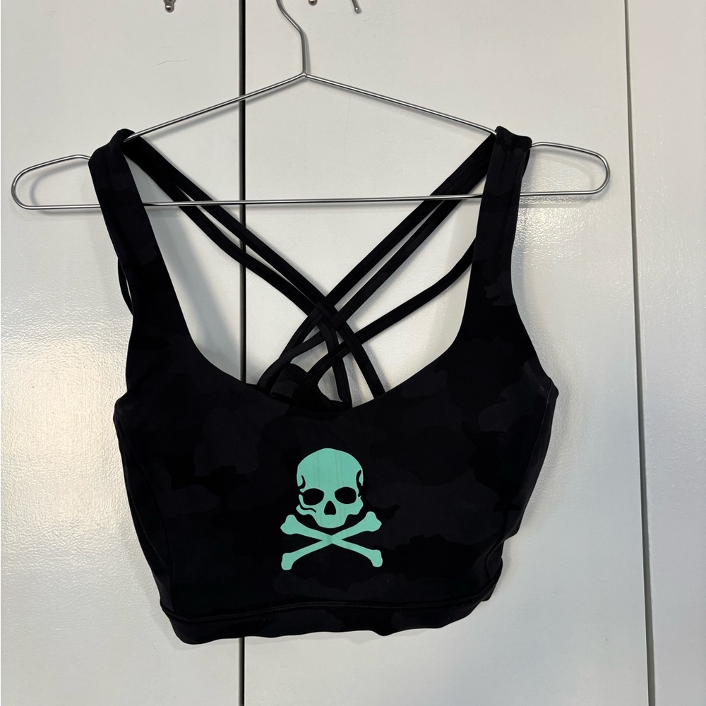 Black Camouflage Sports Bra with Skull Design lululemon x soul cycle